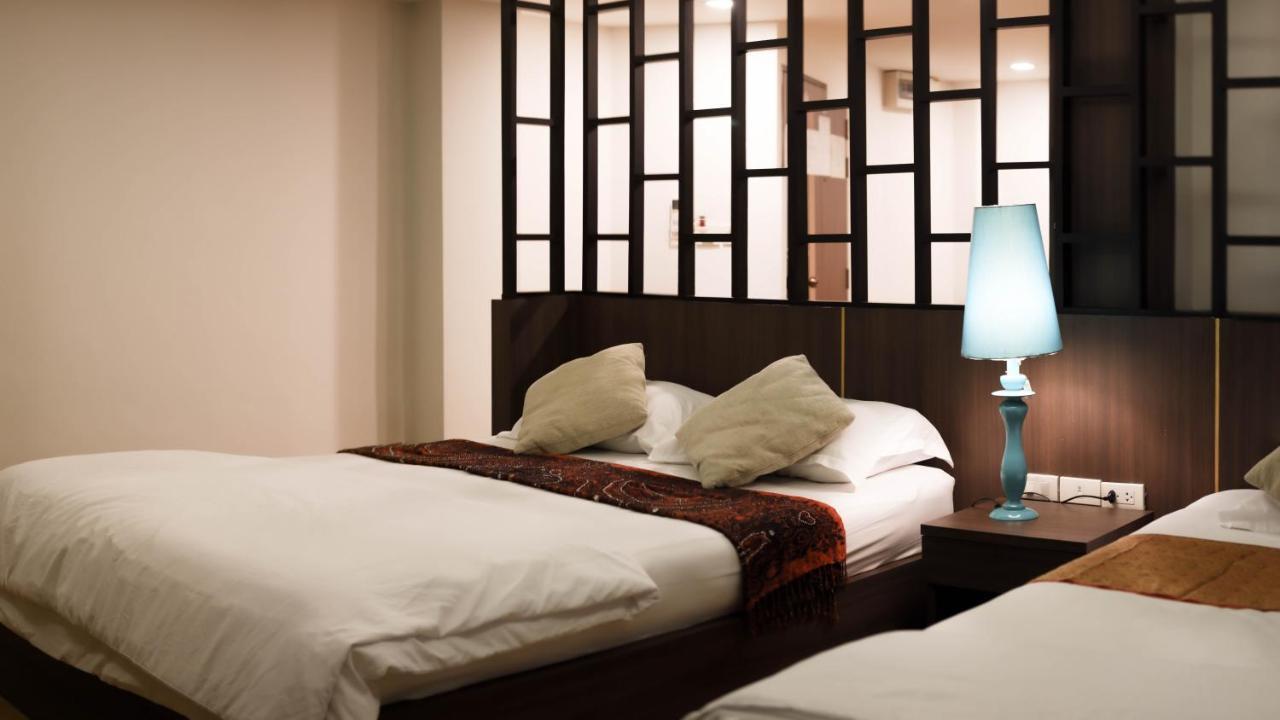 Chorlada Lanna Hotel Chiang Mai Luaran gambar