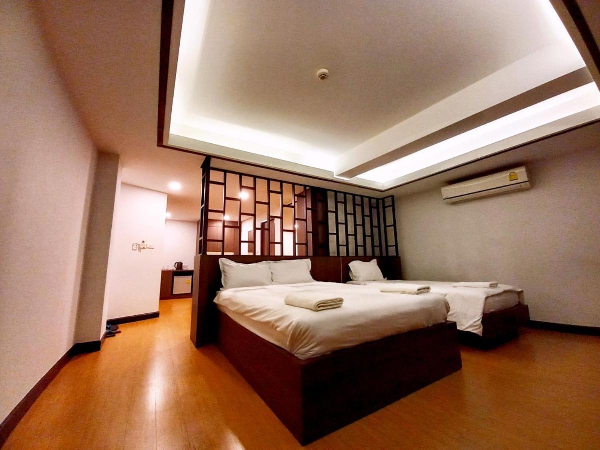 Chorlada Lanna Hotel Chiang Mai Luaran gambar