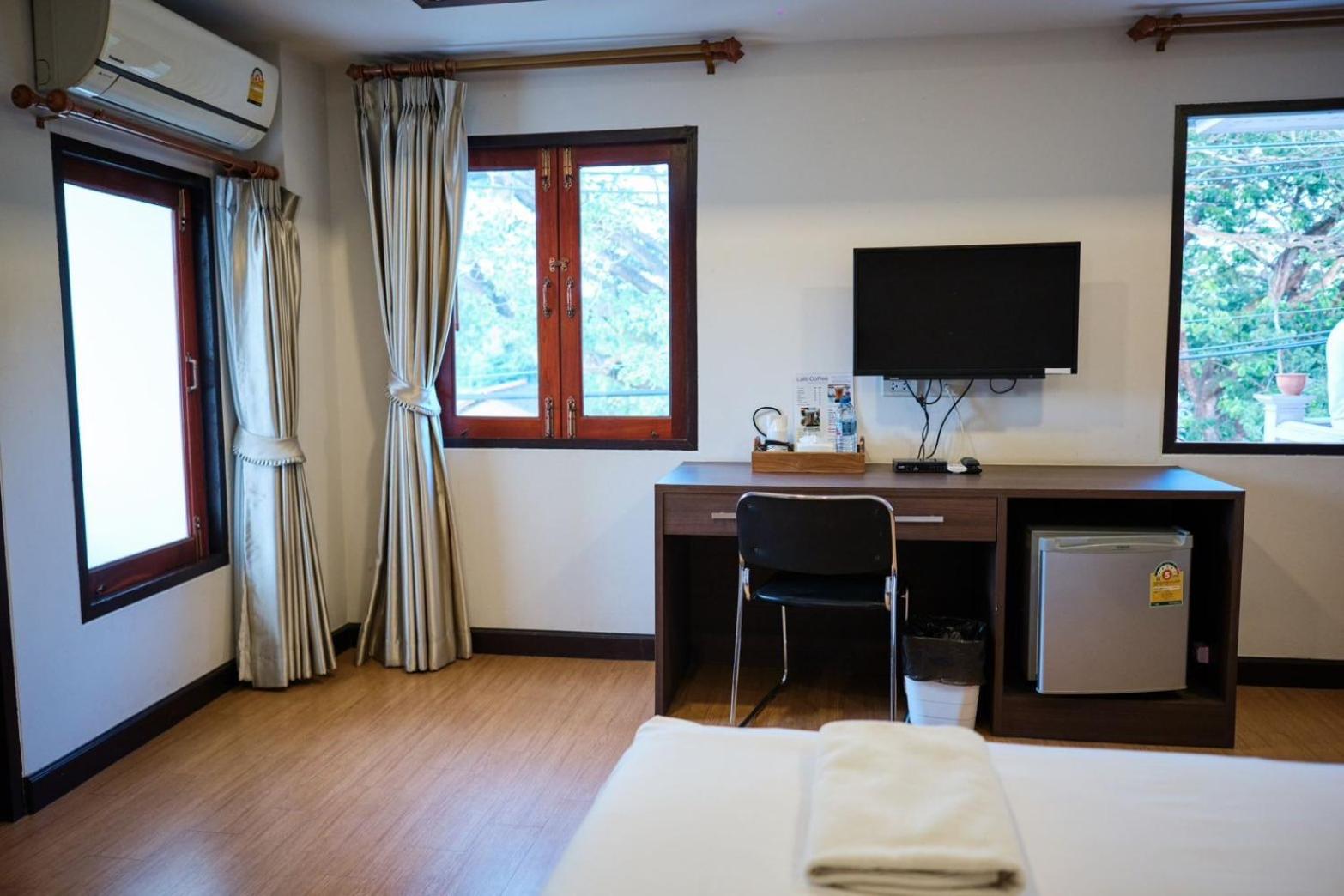 Chorlada Lanna Hotel Chiang Mai Luaran gambar