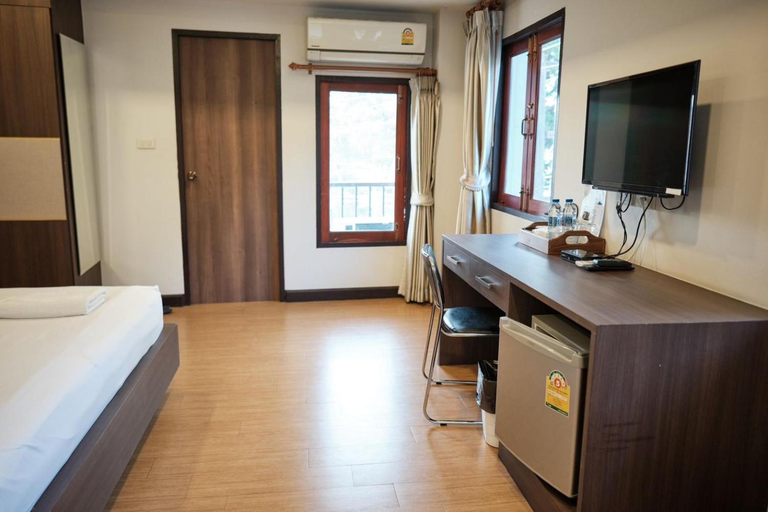 Chorlada Lanna Hotel Chiang Mai Luaran gambar