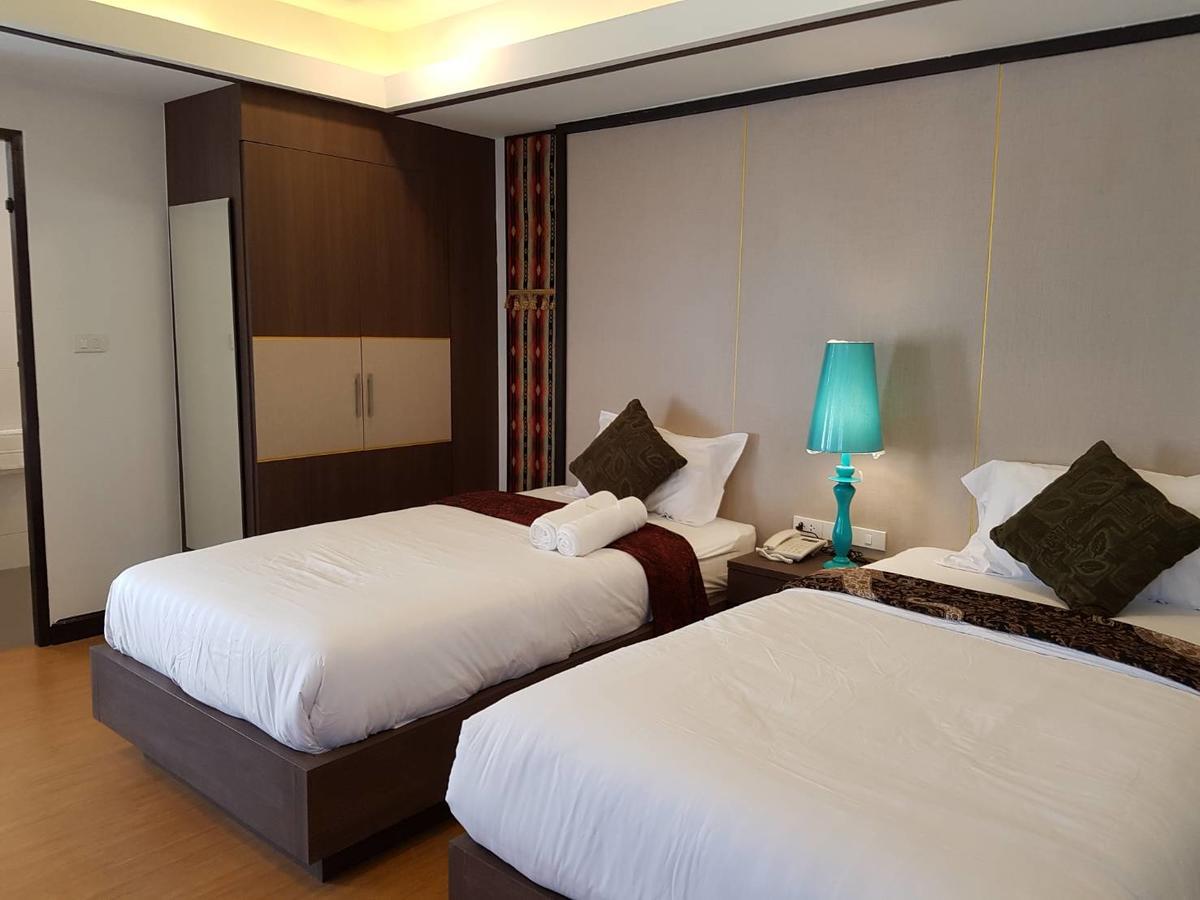 Chorlada Lanna Hotel Chiang Mai Luaran gambar